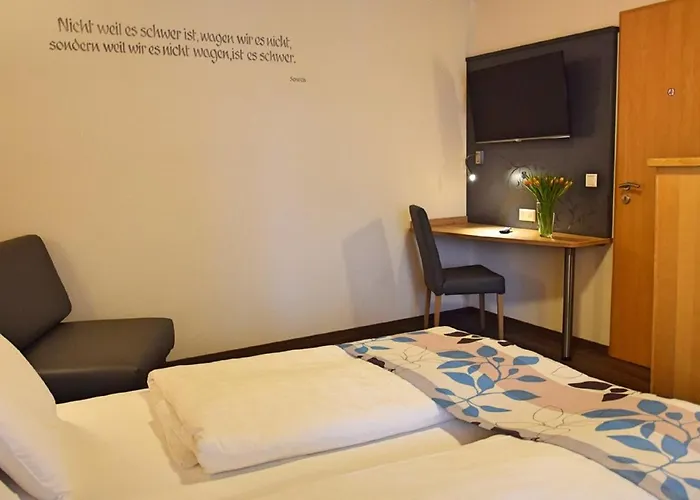 Cafe-hotel Altreuter Ξενοδοχείο Nördlingen