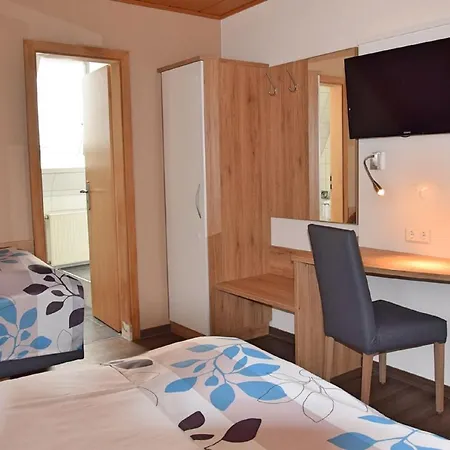 Hotel Cafe-hotel Altreuter Nördlingen