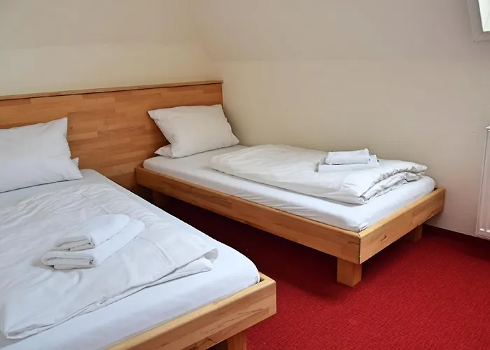 Cafe-hotel Altreuter Nördlingen